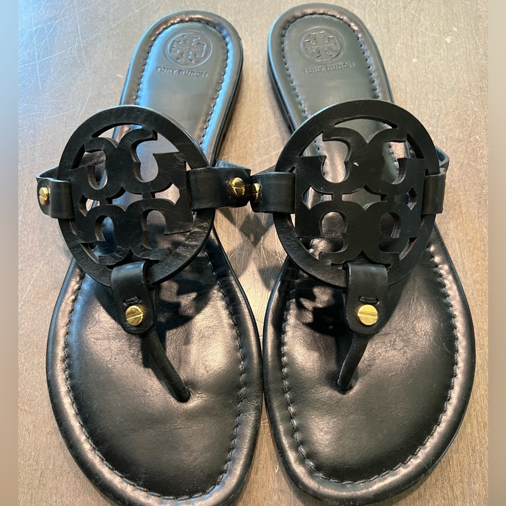 Tory Burch Sandals!! Black!